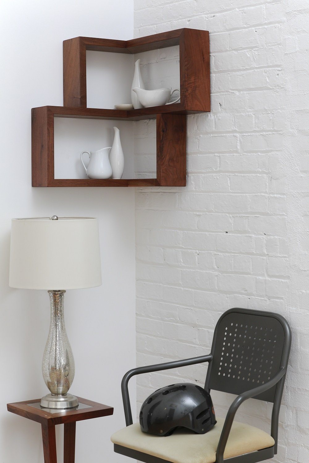 Franklin Corner Shelf Riser