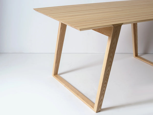 Kalon Isometric Table